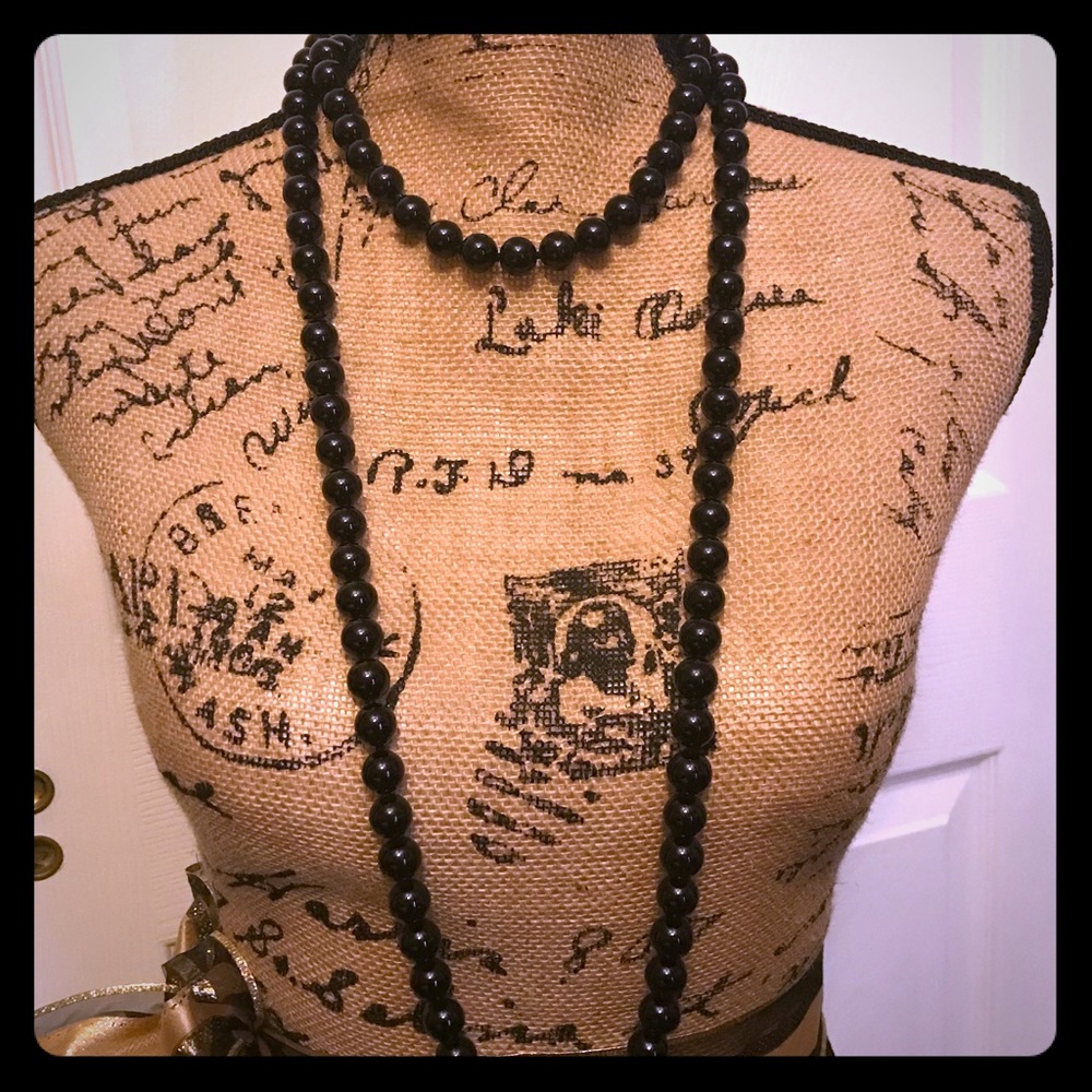 Stunning Long Glass Faux Pearl Black Necklace
